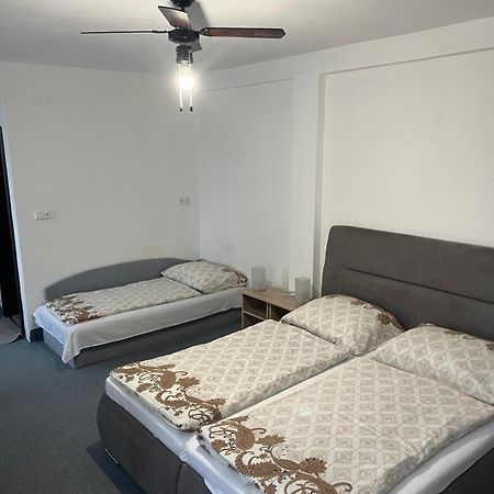Penzion Vilo Bratislava Eksteriør bilde